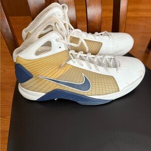 *READ DESCRIPTION* Nike Hyperdunk 2008 USA Olympics Size 13 Vintage Y2K